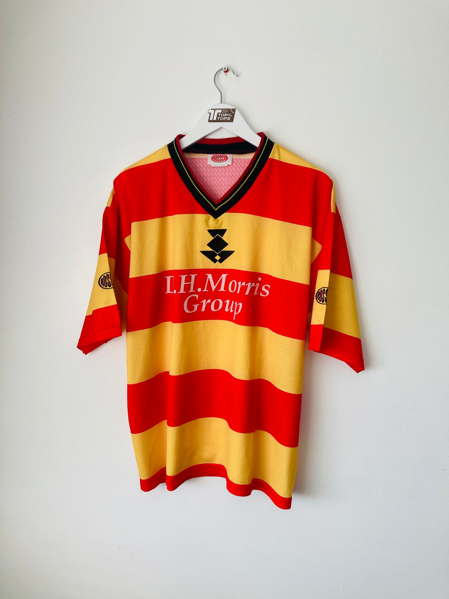 Partick thistle home football shirt
1999/2000 Large