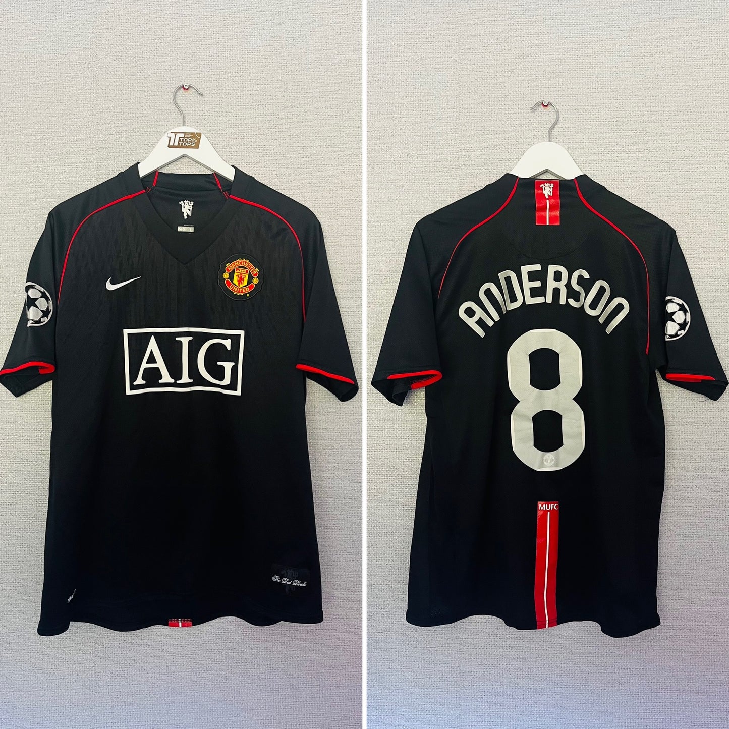 Manchester United away football shirt
2007/08 Anderson Medium