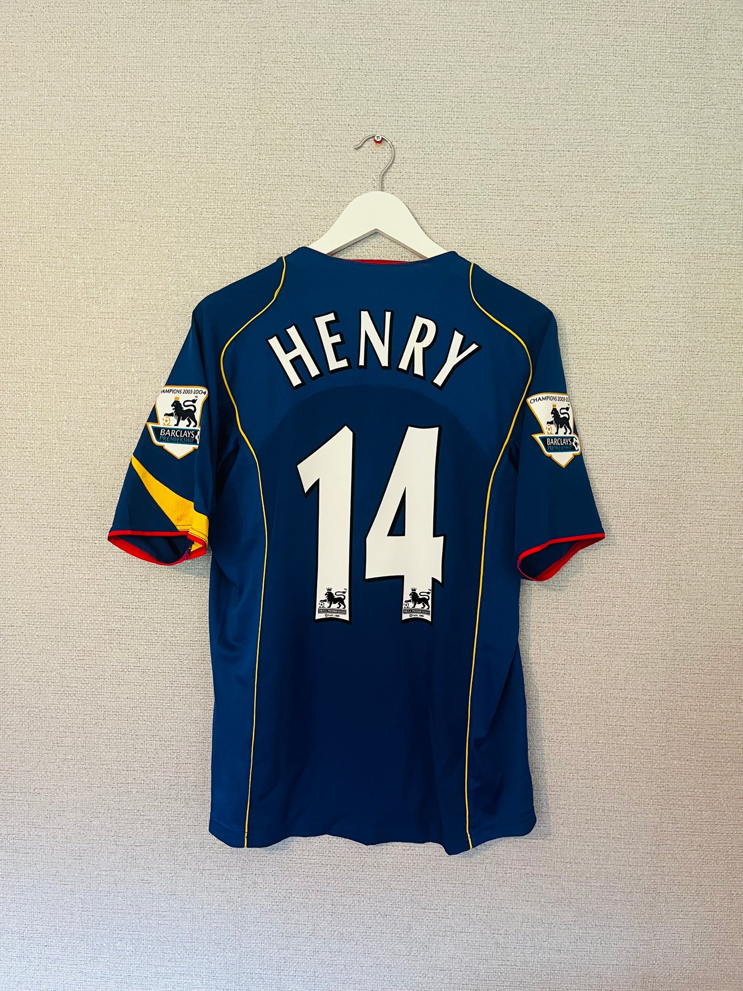 Arsenal away football shirt 2004/05 Henry medium