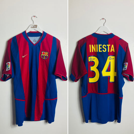 Barcelona home football shirt
2002/03 Iniesta Large
