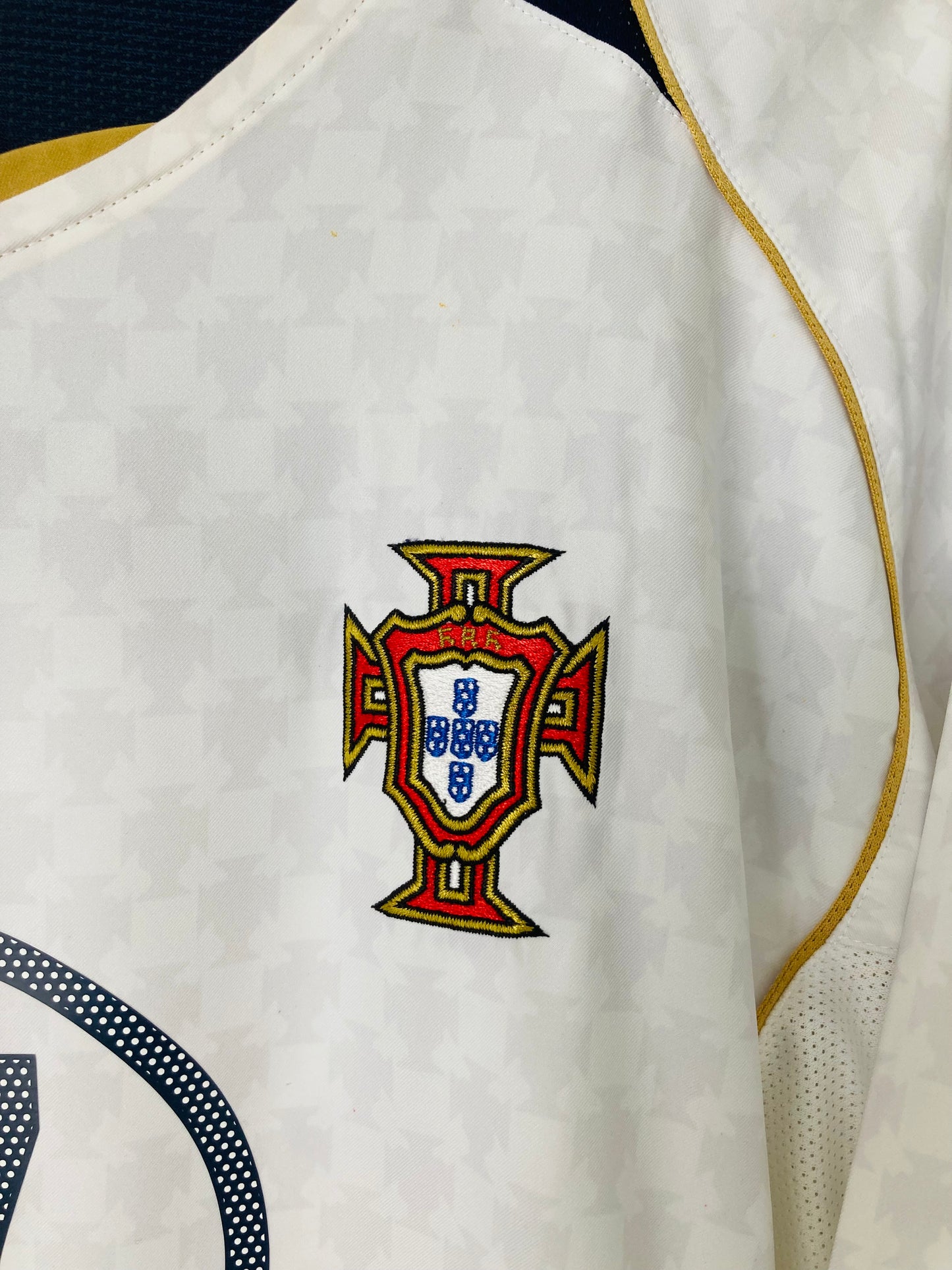 Portugal away football shirt 2004/06 Ronaldo XXL