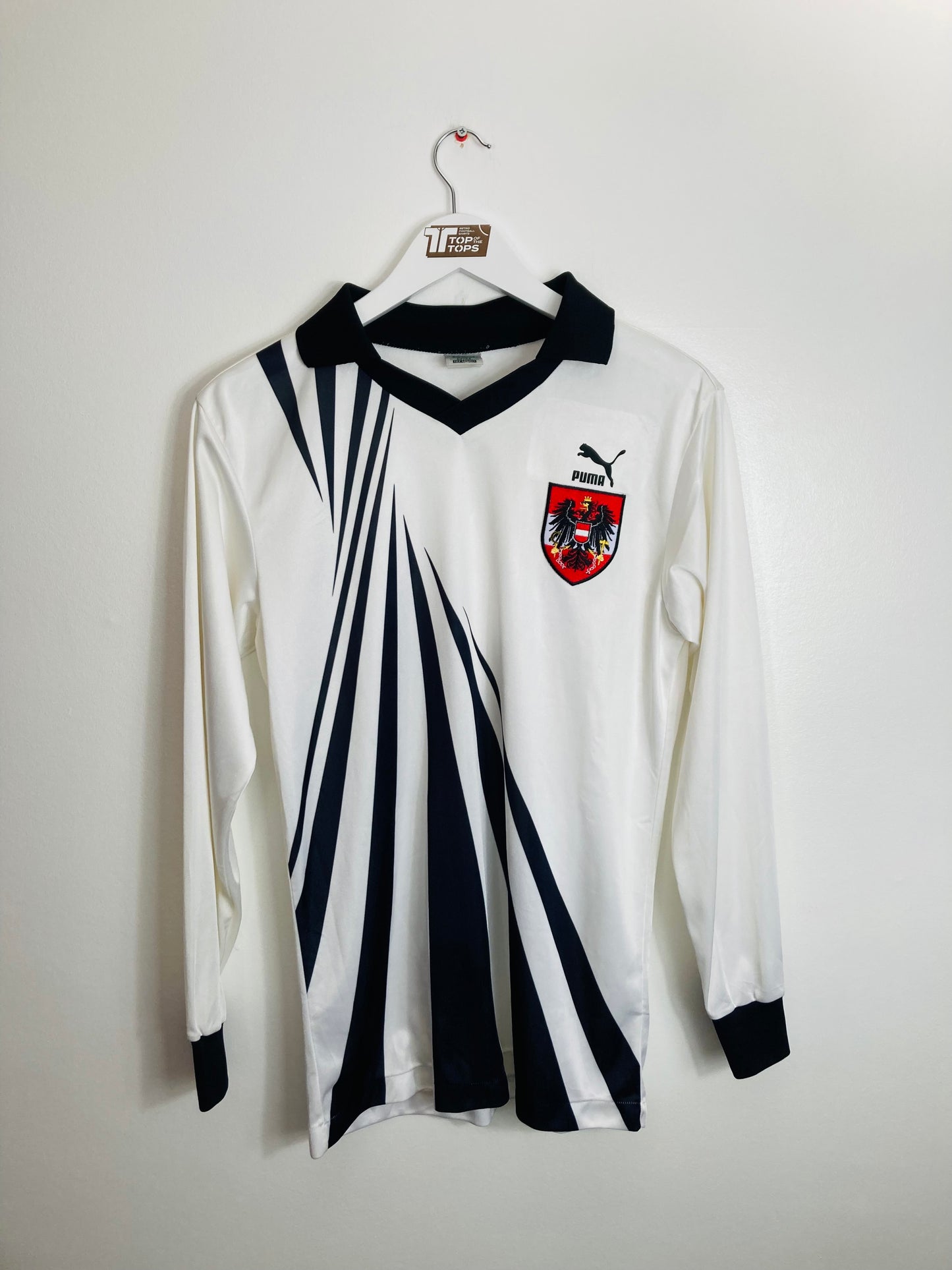 Austria home football shirt W/C 90 medium