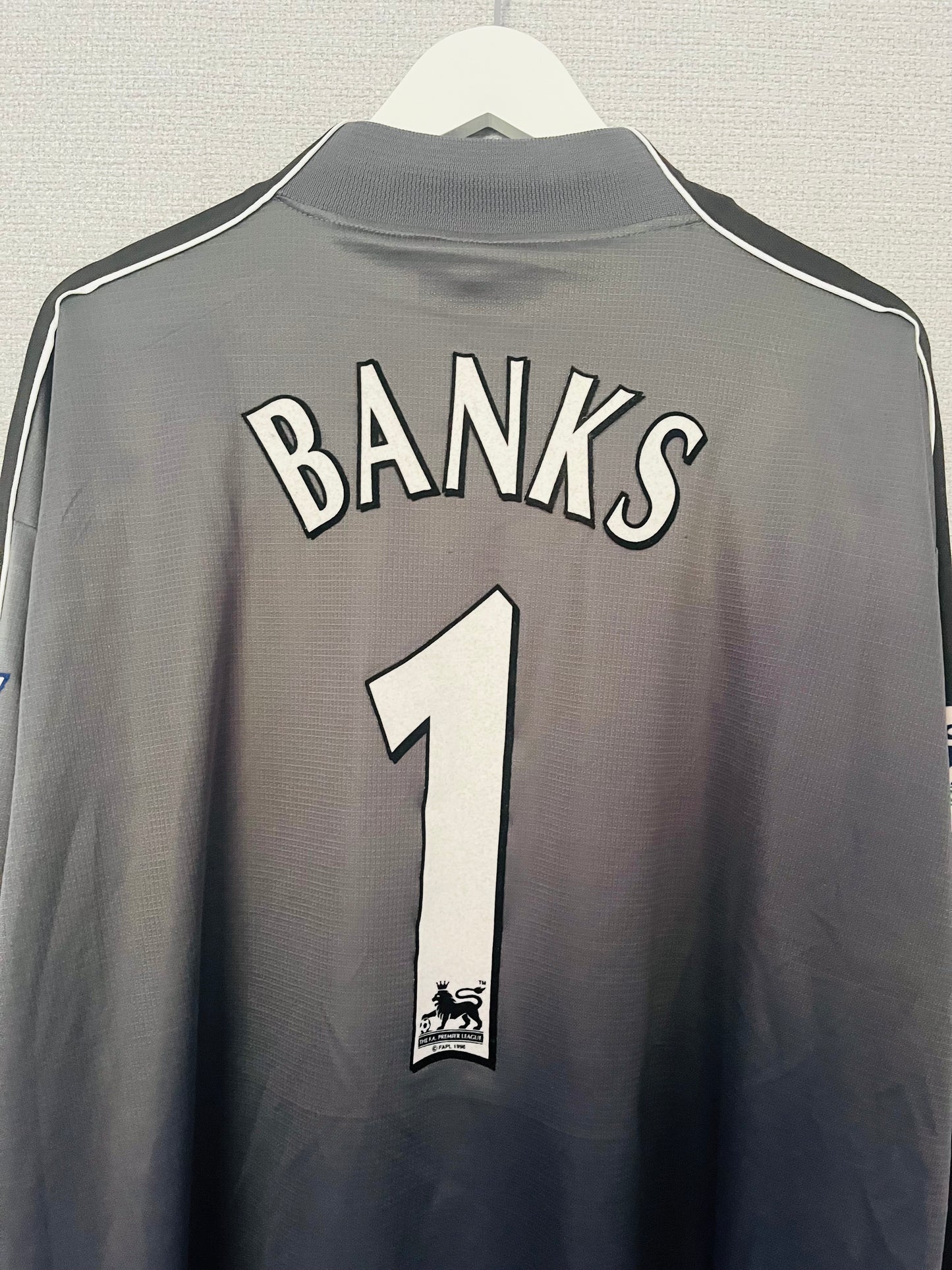 Bolton Wanderers goalkeeper football shirt 2000/01 Banks XXL