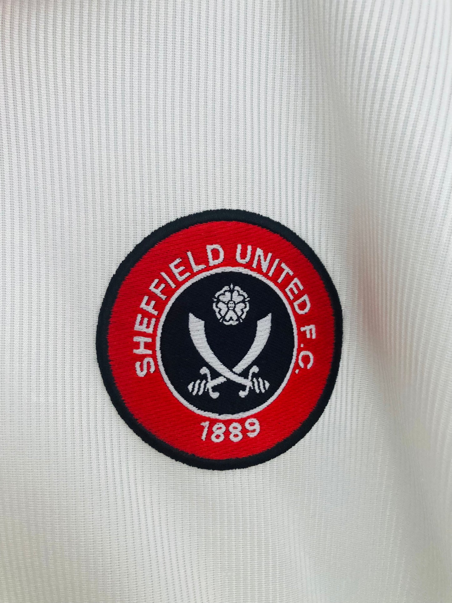 Sheffield United away football shirt
1999/2000 XL