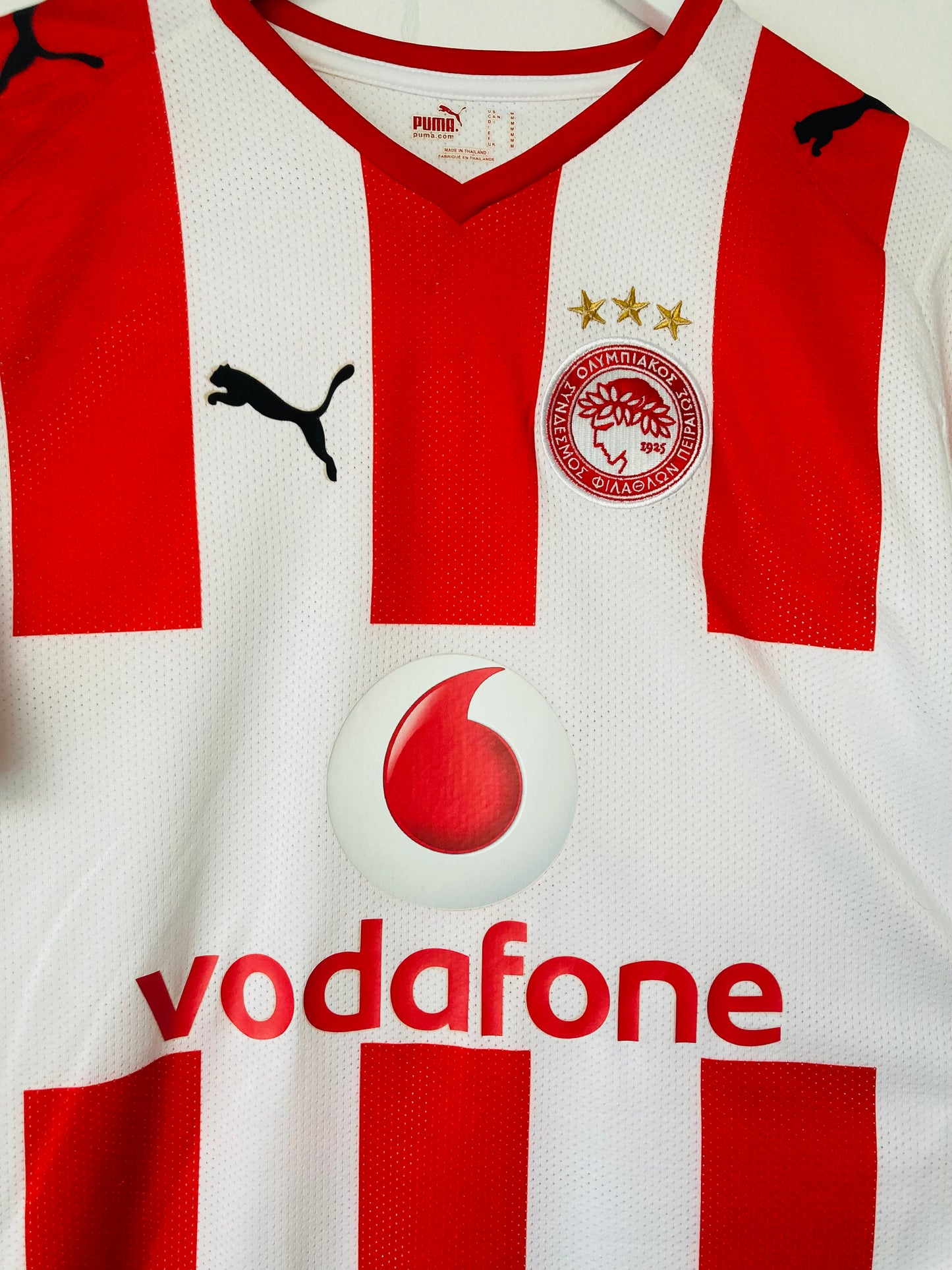 Olympiakos home football shirt 2008/09 Derbyshire Medium
