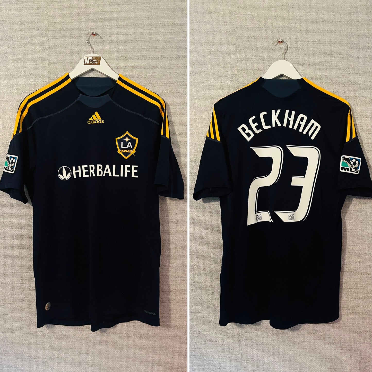LA Galaxy away football shirt
2009/10 Beckham Medium