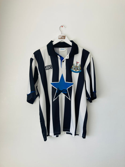Newcastle United home football shirt
1993/95 XL