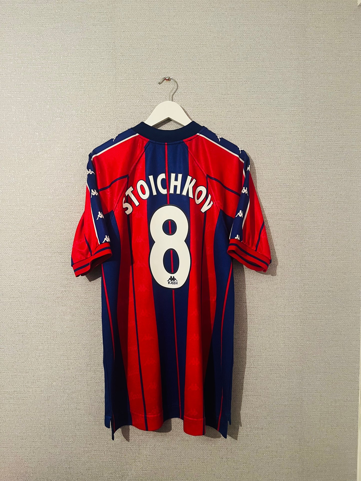 Barcelona home football shirt 1997/98 Stoichkov XL