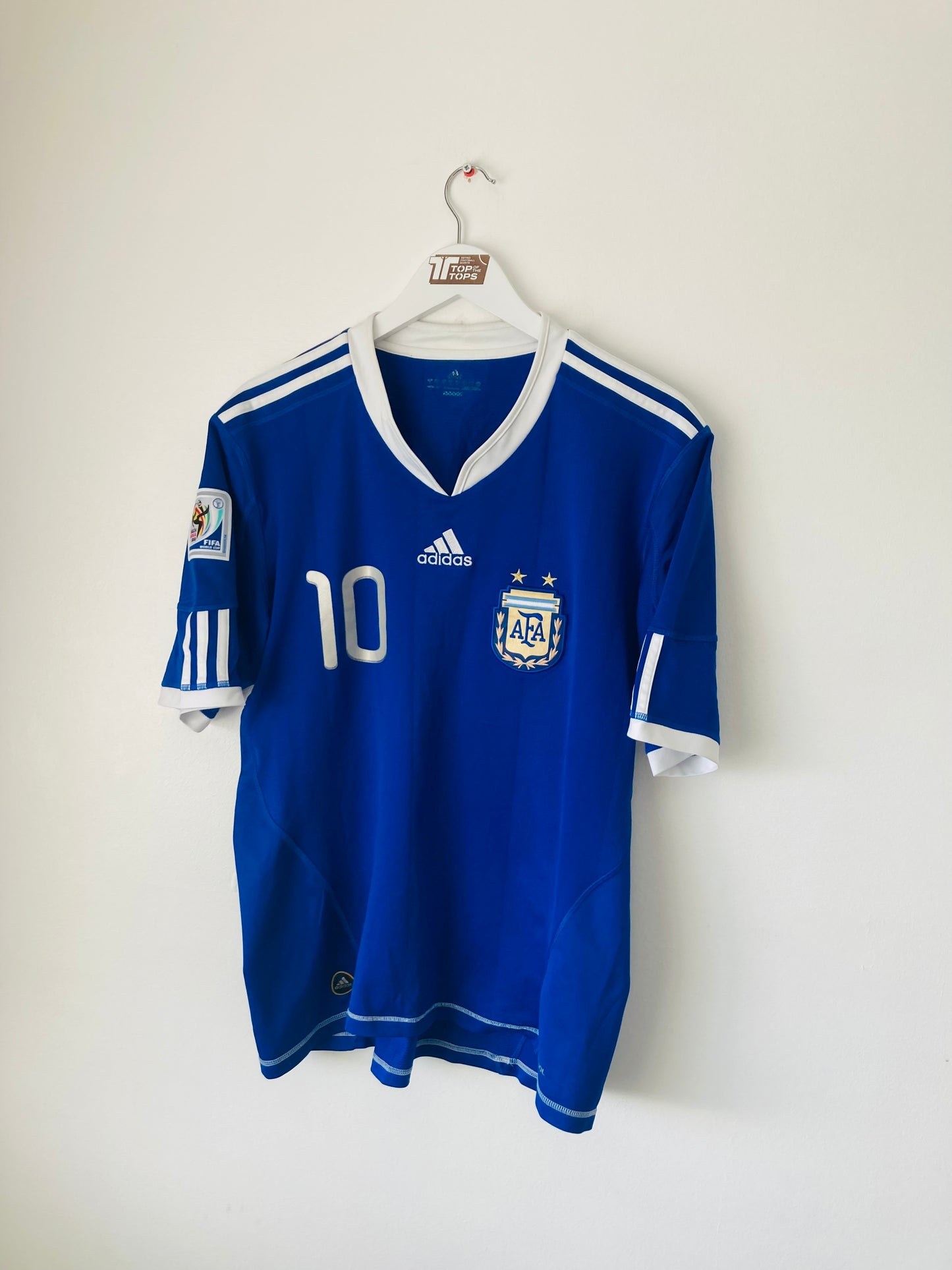 Argentina away football shirt W/C 2010 Messi Medium