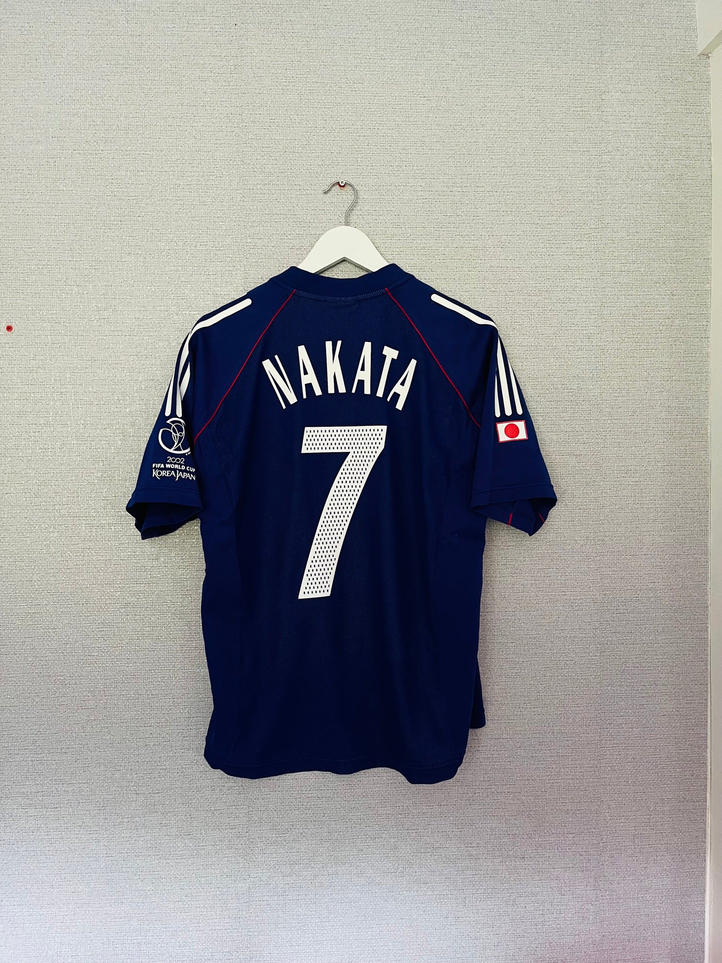 Japan home football shirt
W/C 2002 Nakata Medium