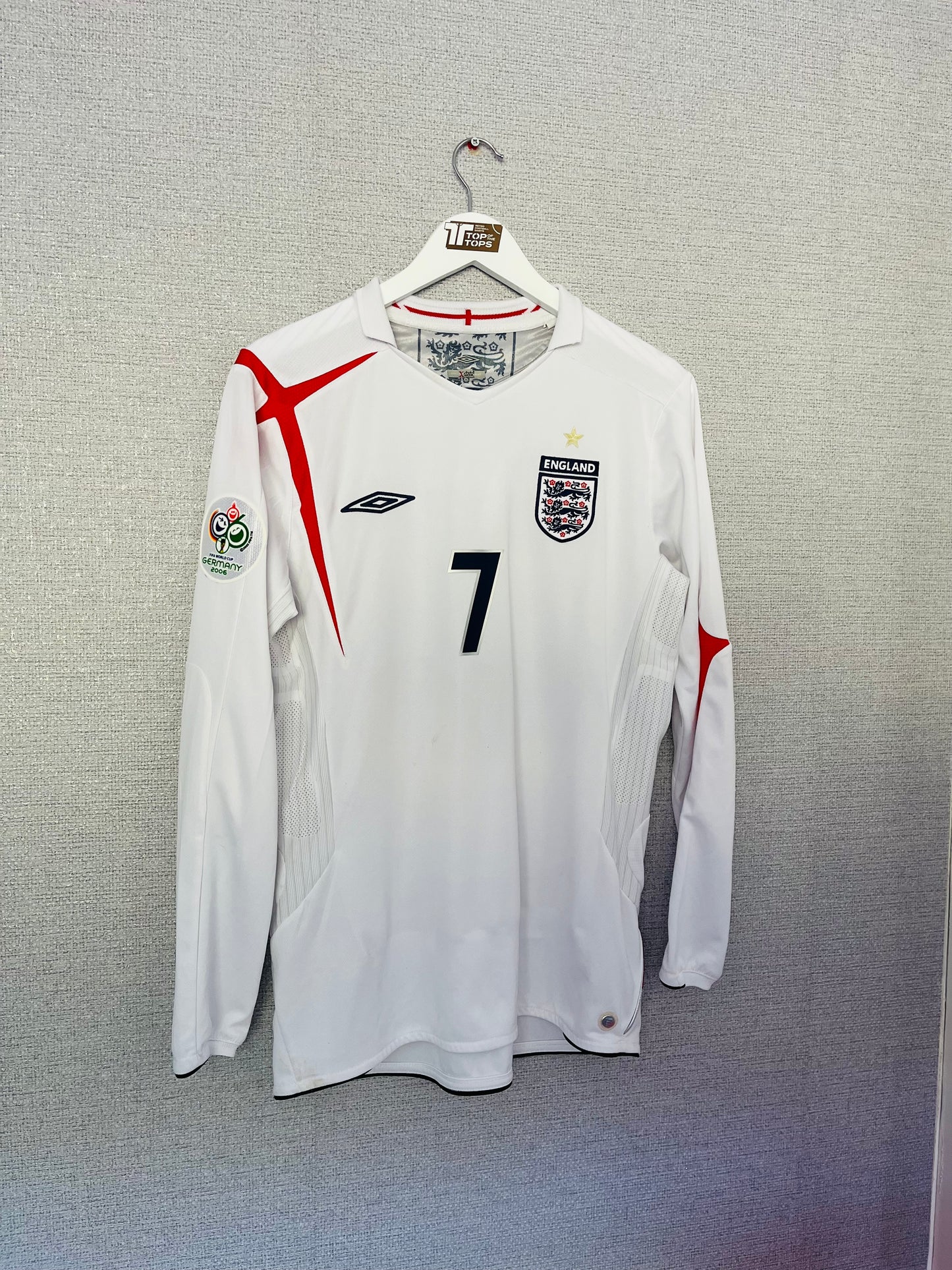 England home football shirt
W/C 2006 Beckham Medium