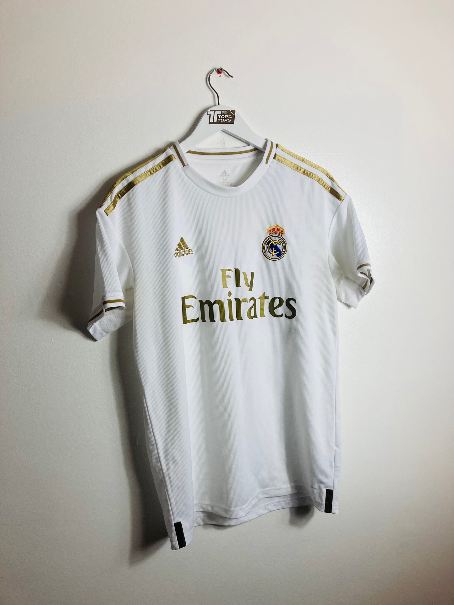 Real Madrid home football shirt
2019/20 Rodrygo Medium