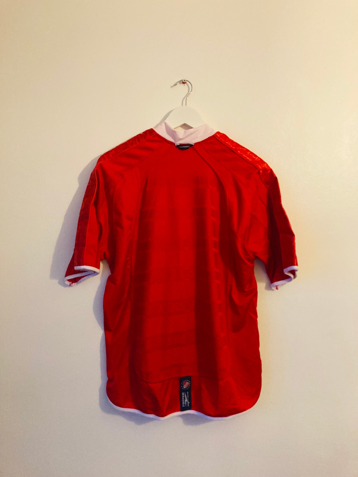 Independiente home football shirt
2002/03 Medium