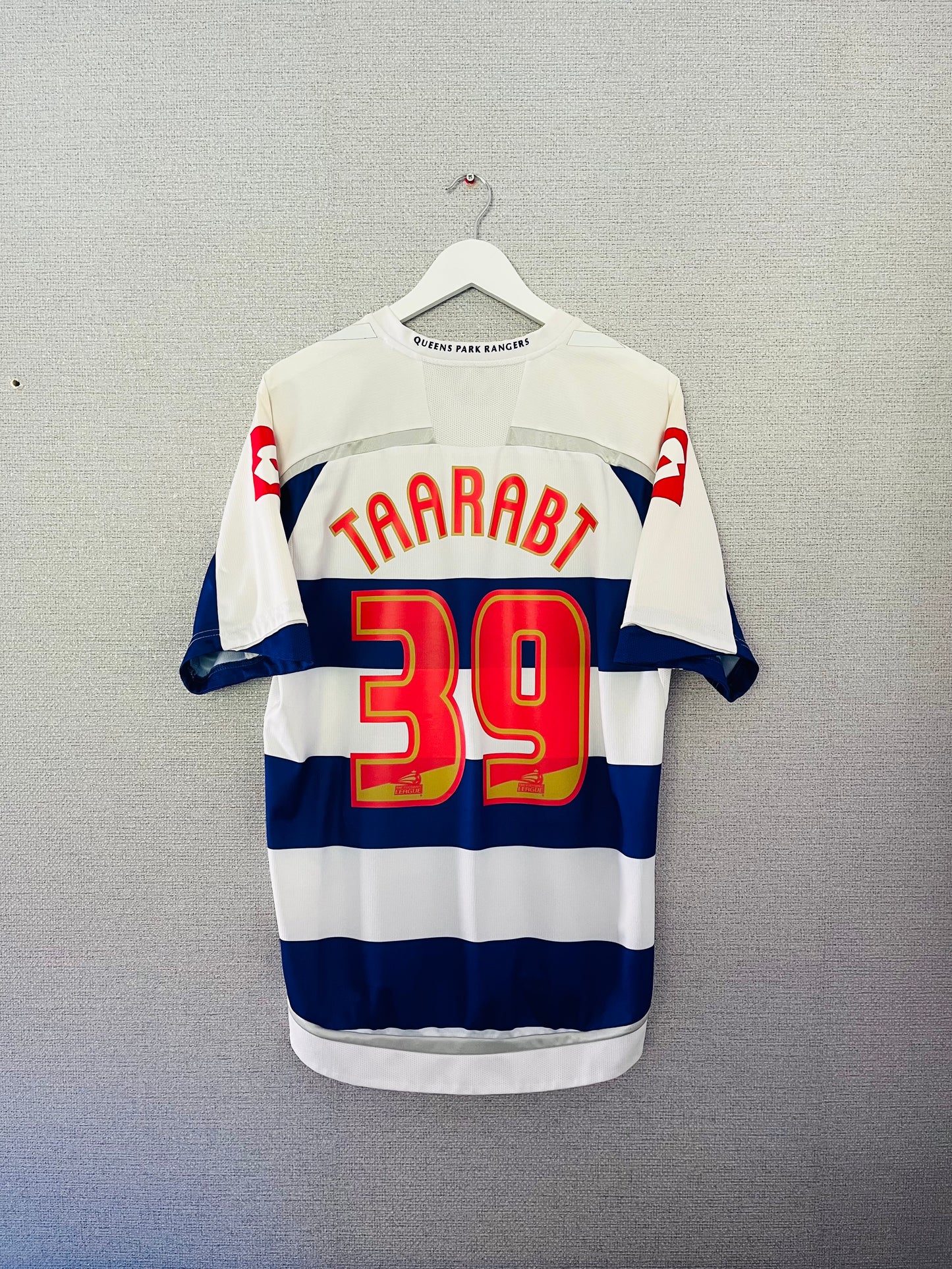 QPR Queens Park Rangers home football shirt 2009/10 Taarabt XL