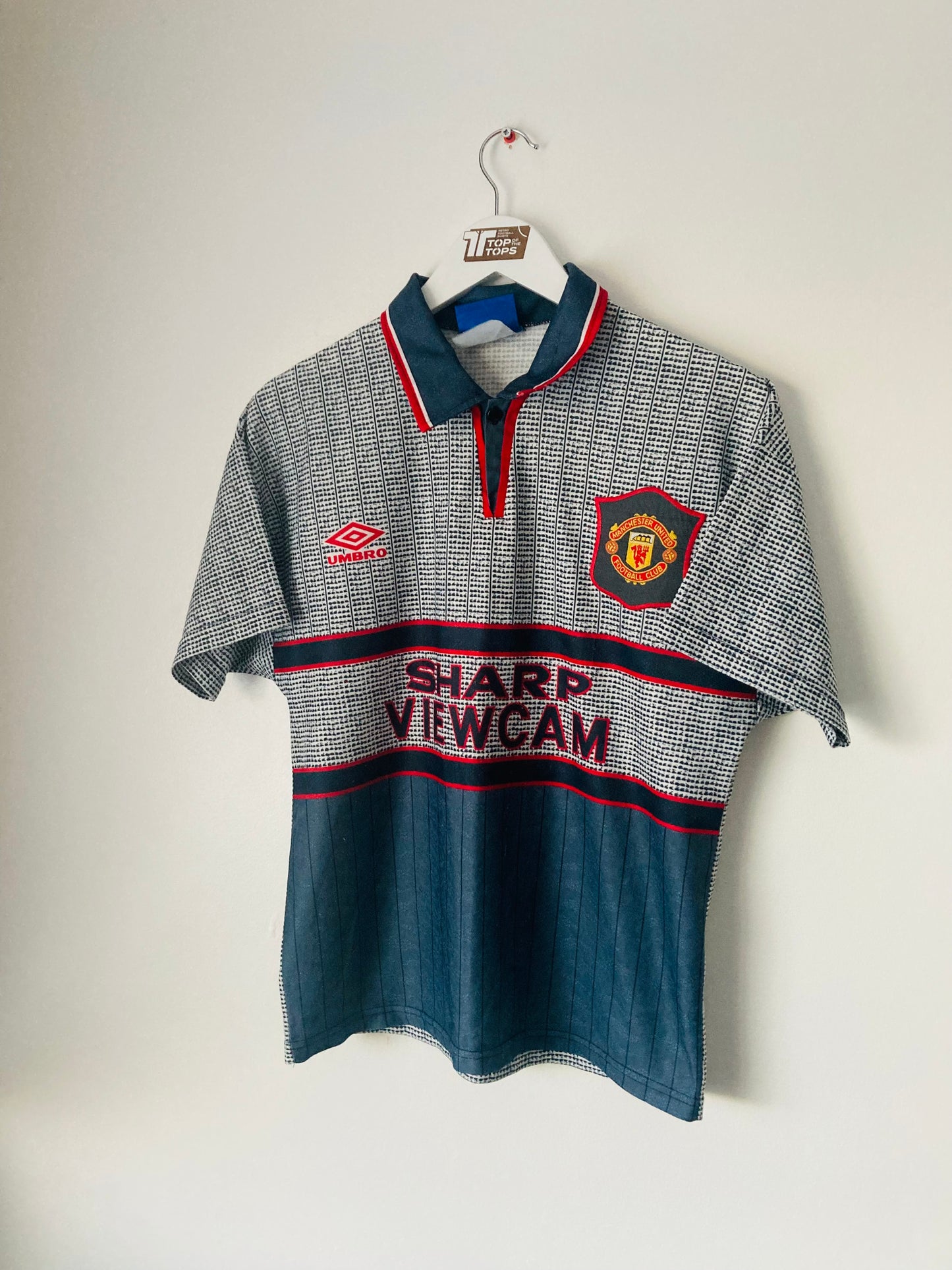 Manchester United away football shirt 1995/96 Youths XL