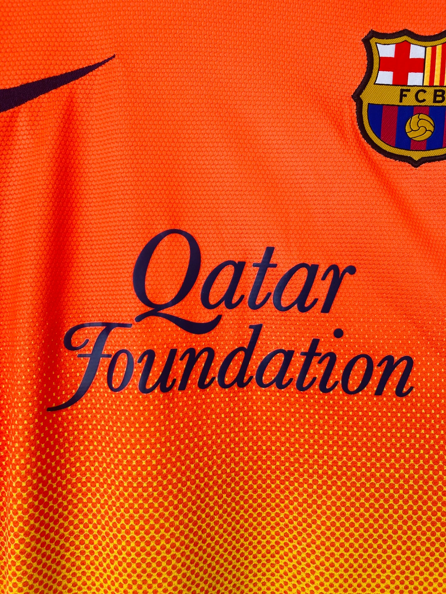 Barcelona away football shirt
2012/13 Neymar Jr Large