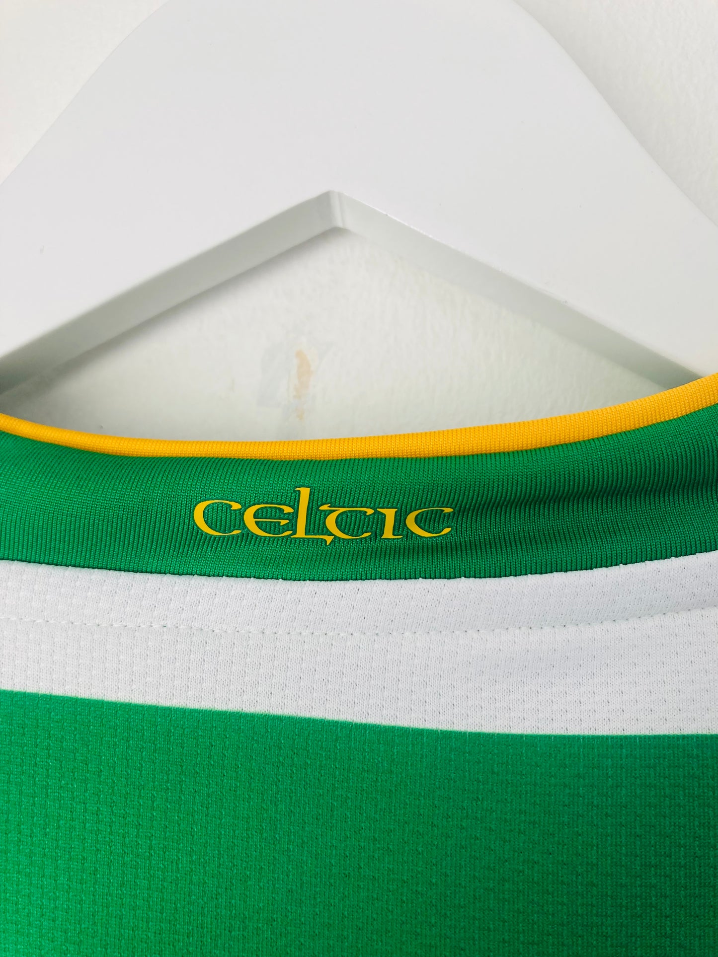 Celtic home football shirt
2008/09 Nakamura Small