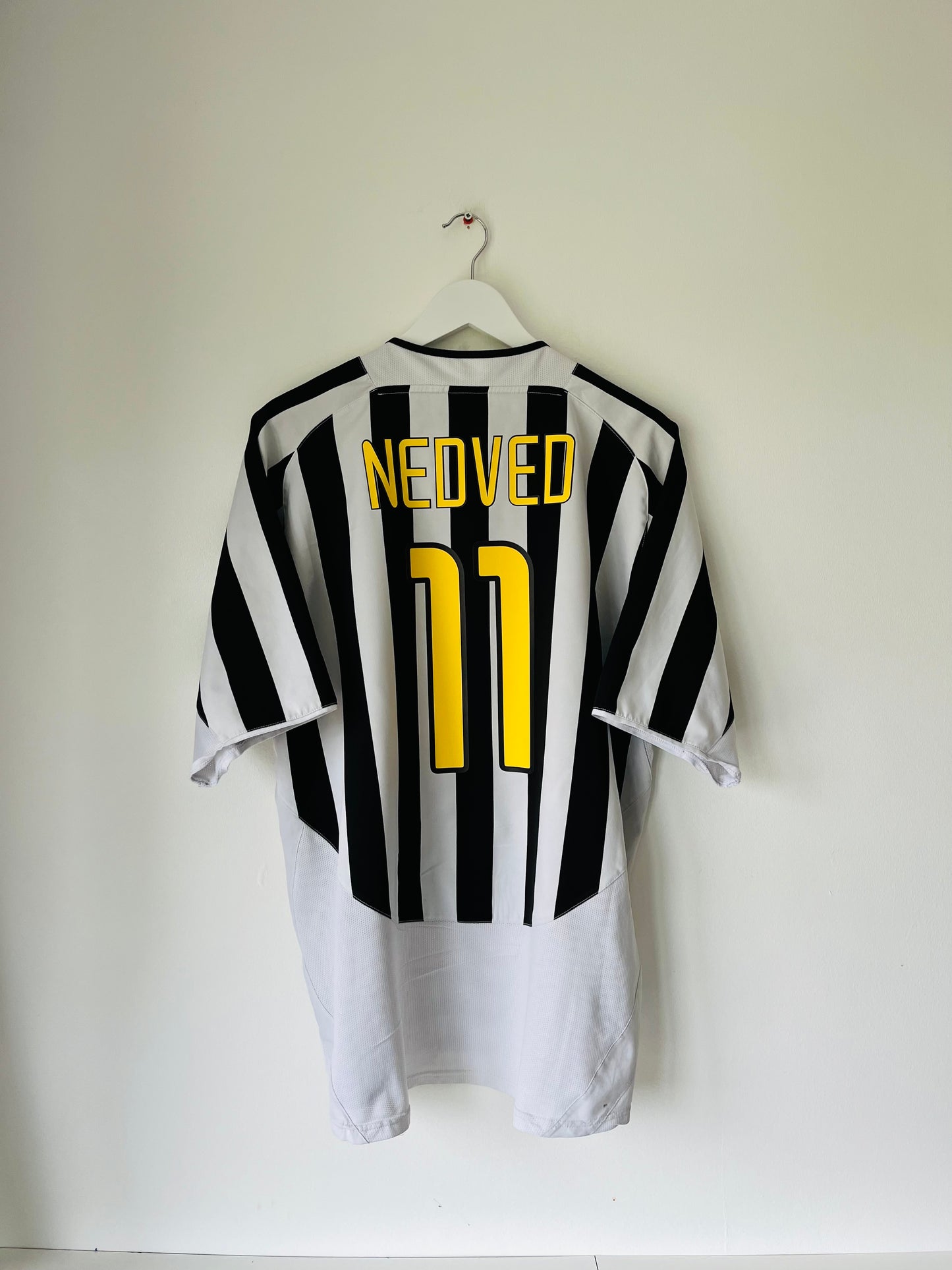 Juventus home football shirt 2003/04 Nedved XL