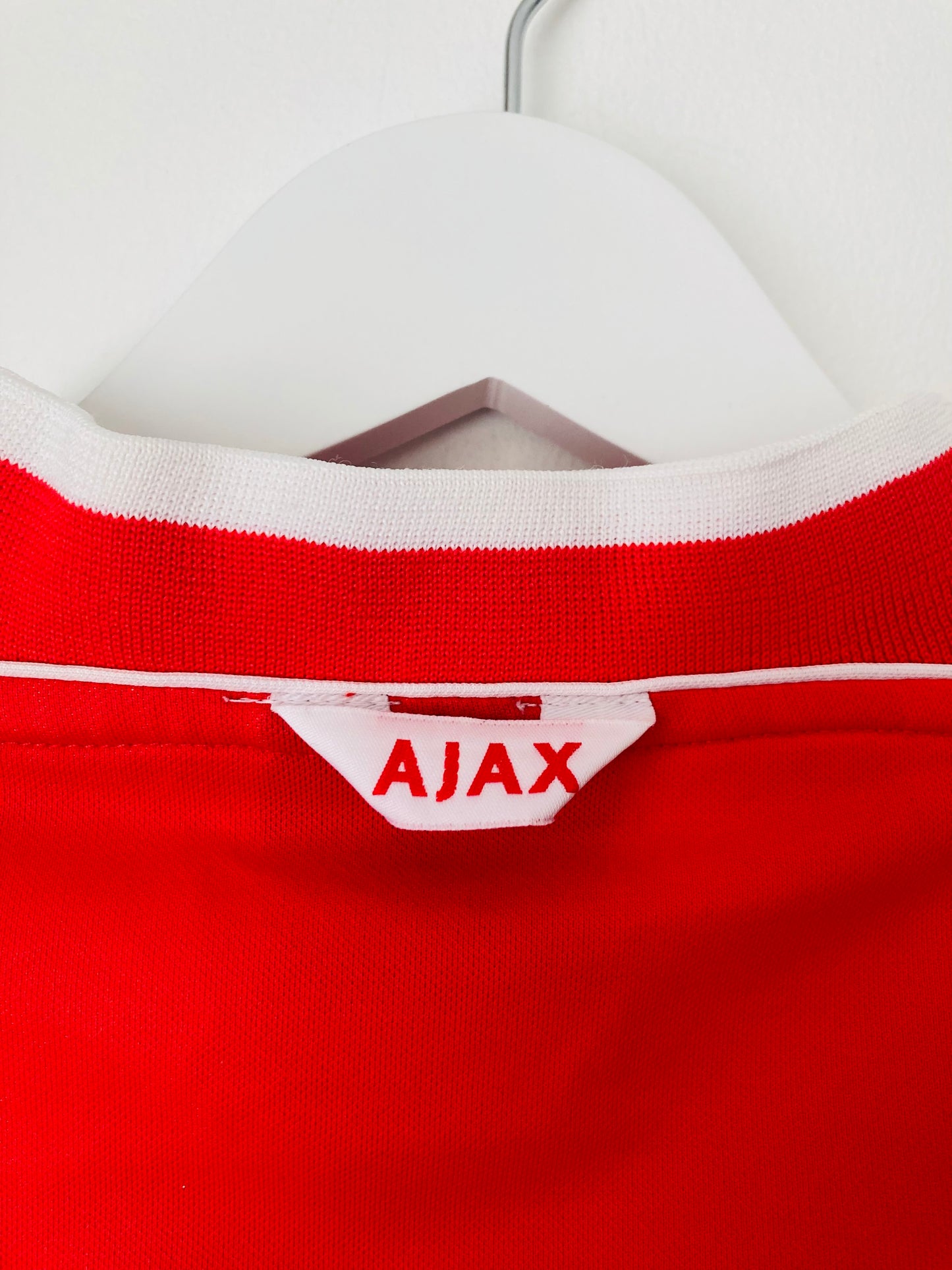 Ajax home football shirt
1999/2000 Laudrup XL
