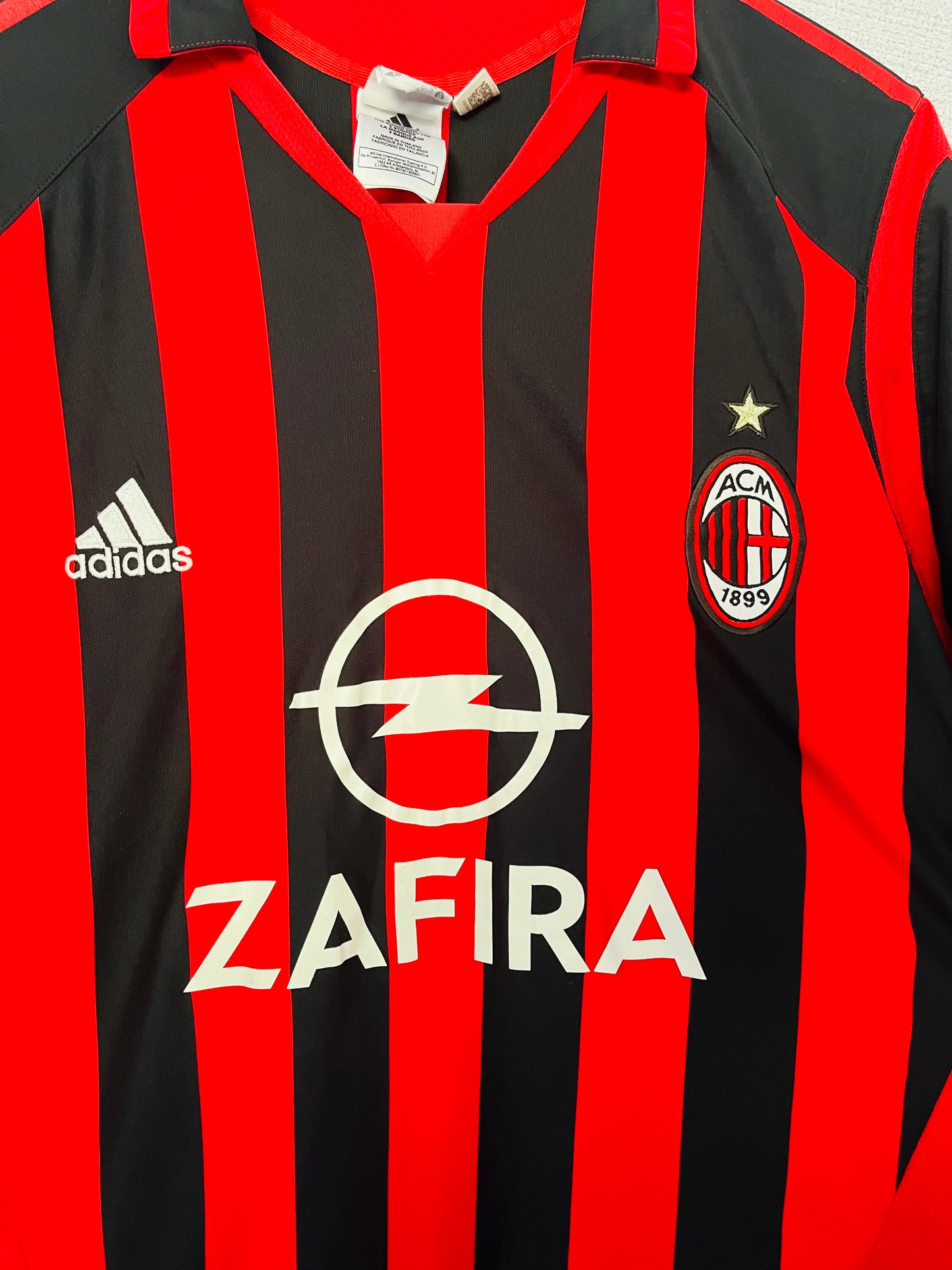 AC Milan home football shirt 2005/06 Kaka Large