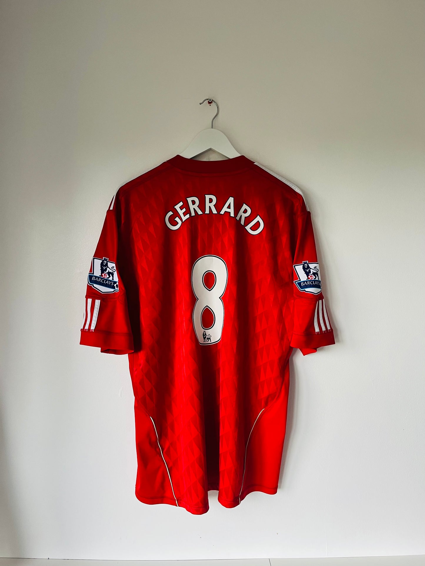 Liverpool home football shirt 2010/12 Gerrard XL
