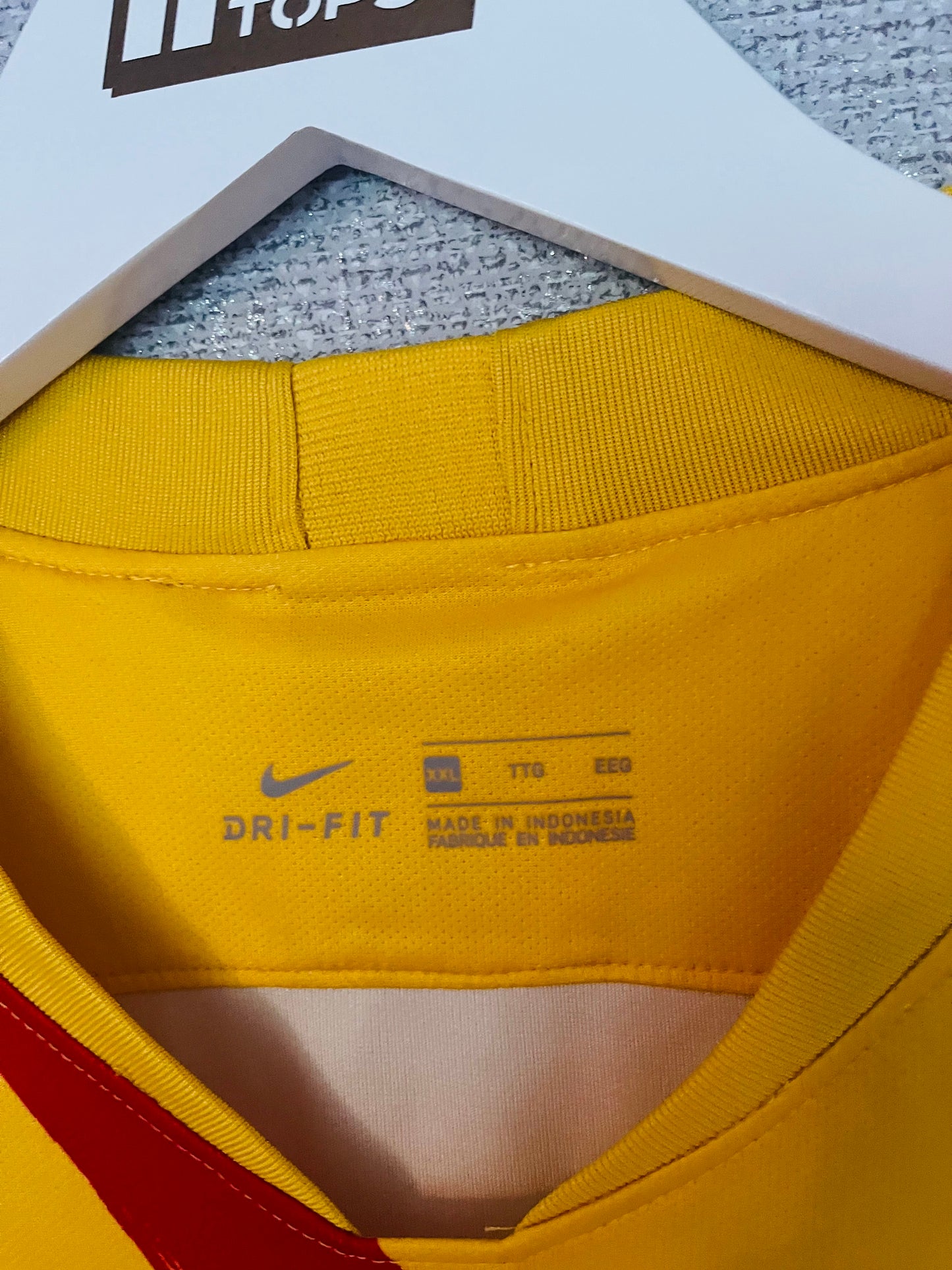 Barcelona Fourth Senyera football shirt 2019/20 Messi XXL