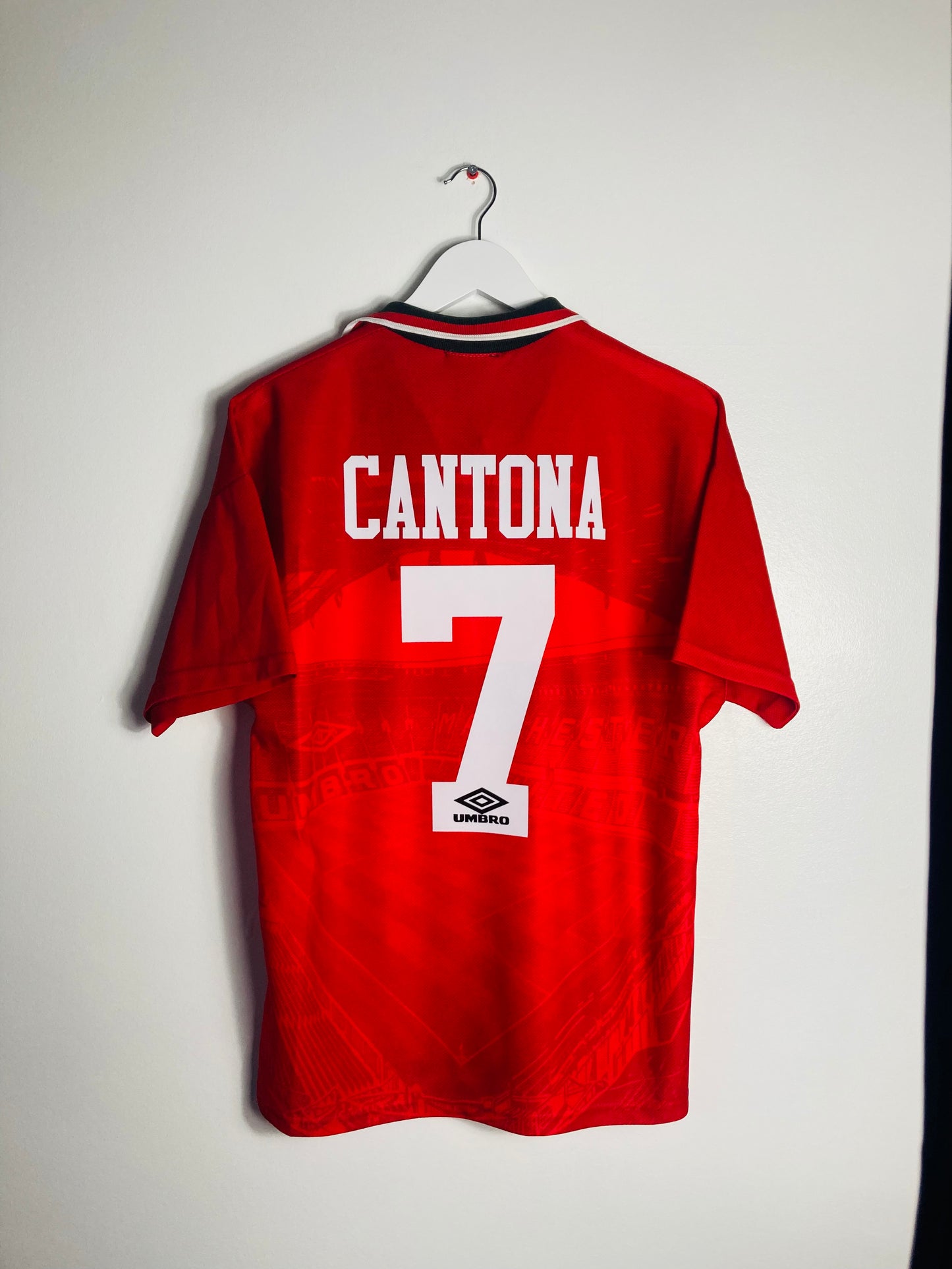 Manchester United home football shirt 1994/96 Cantona Medium