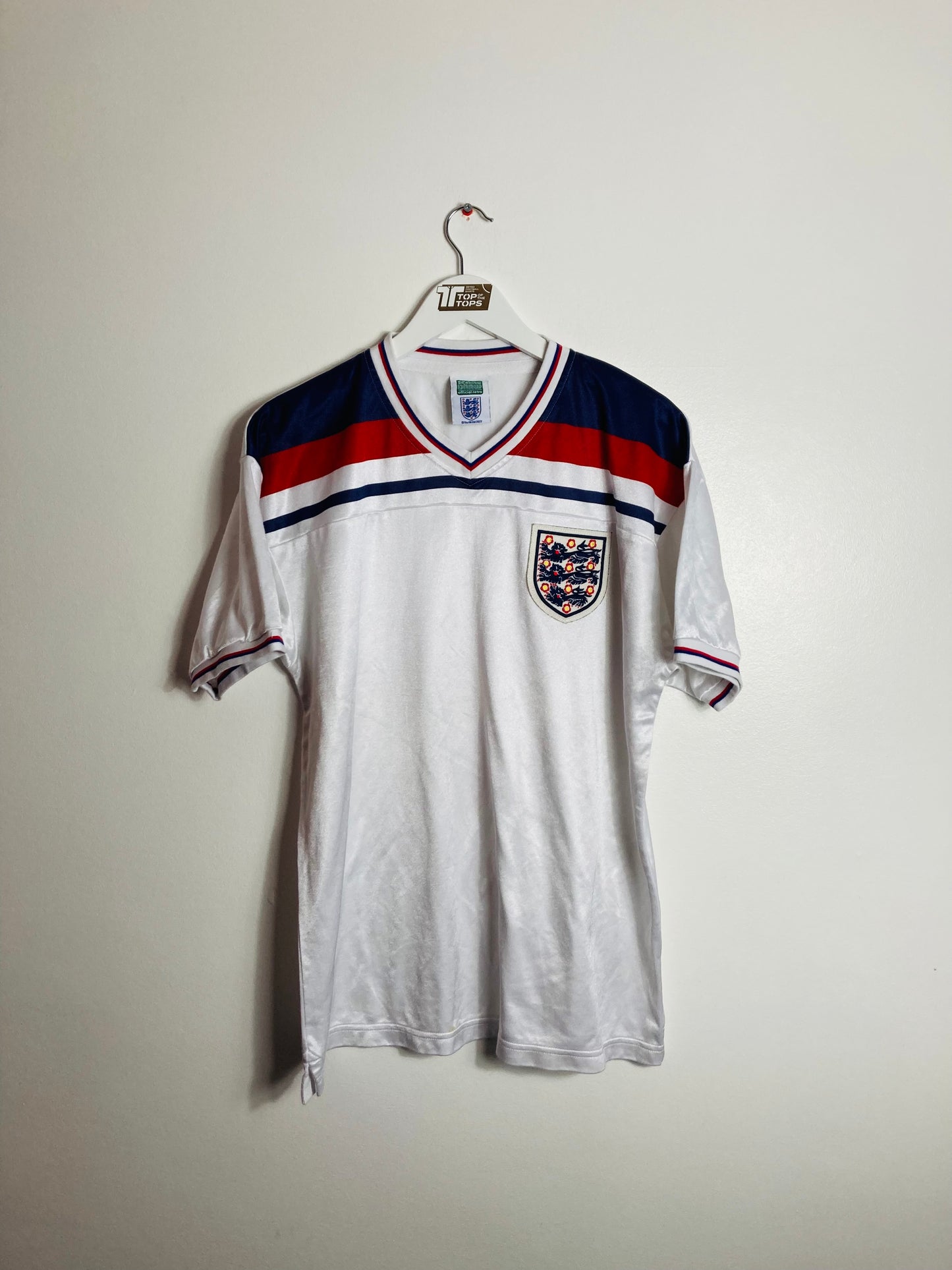 England scoredraw home football shirt 1982