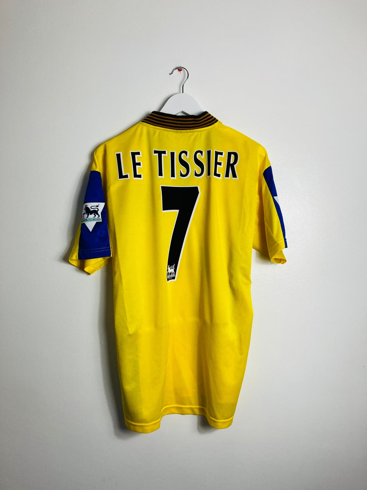Southampton away football shirt 1998/99 Le Tissier XL