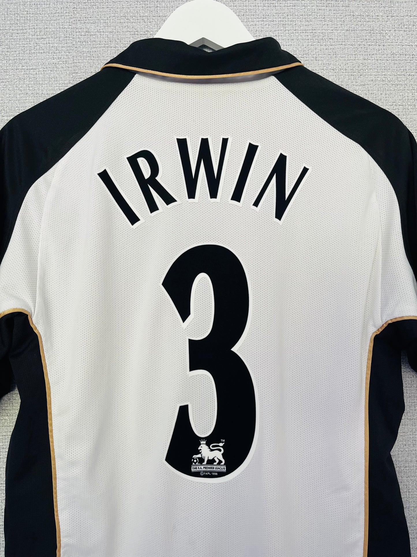 Manchester United away reversible football shirt 2001/02 Irwin Medium
