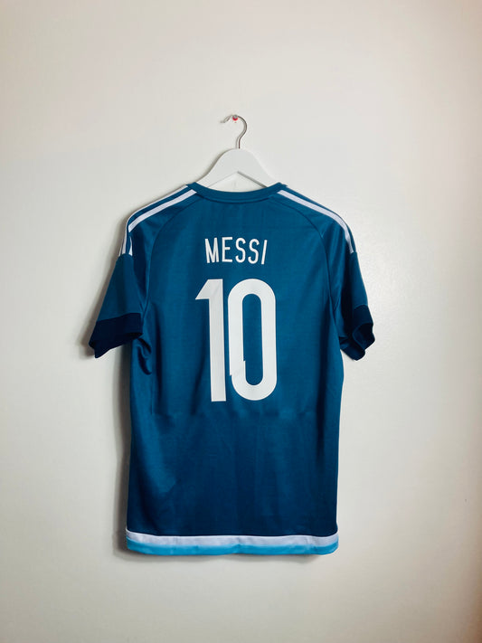 Argentina away football shirt 2015/16 Messi medium