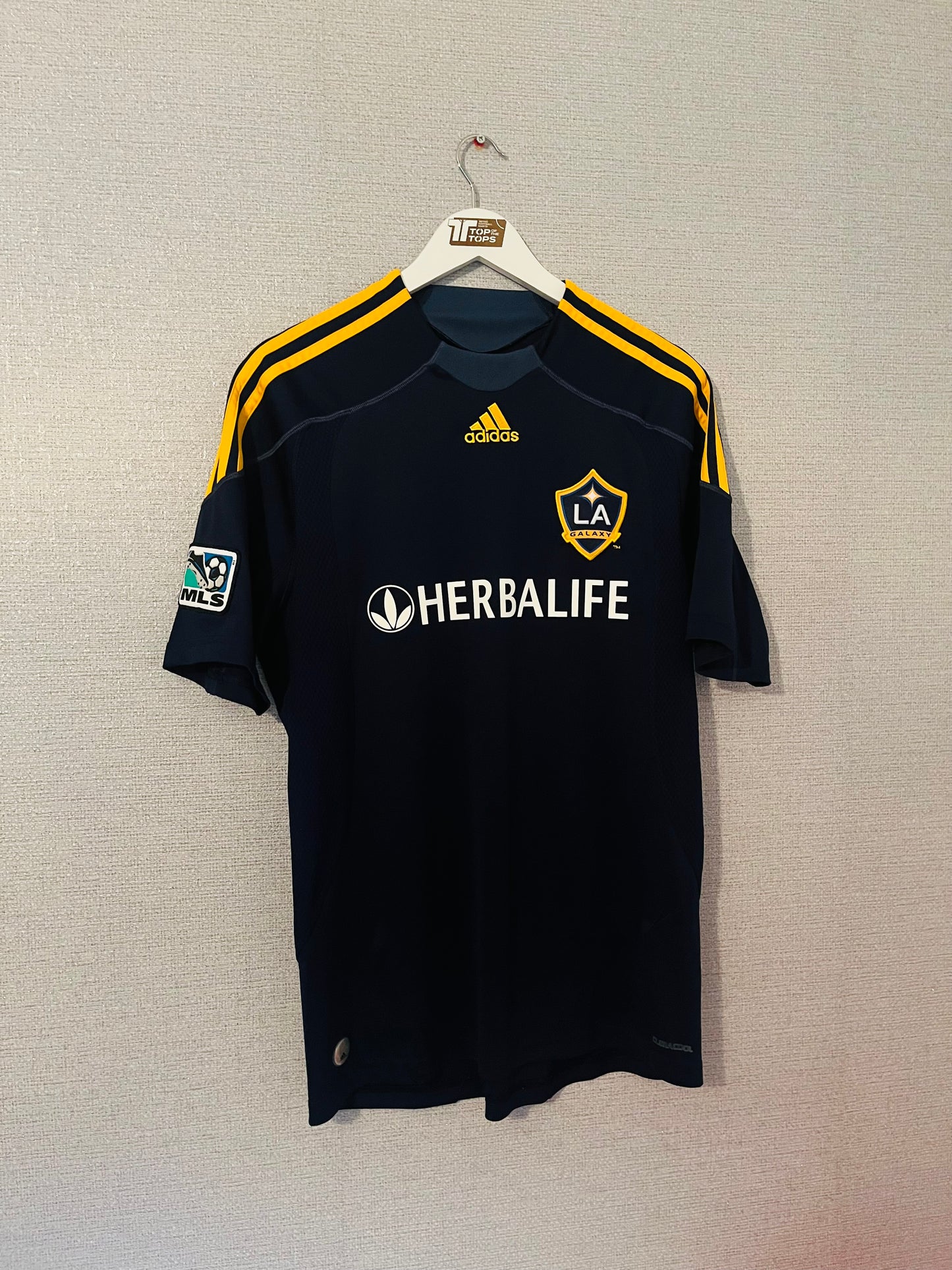 LA Galaxy away football shirt
2009/10 Beckham Medium