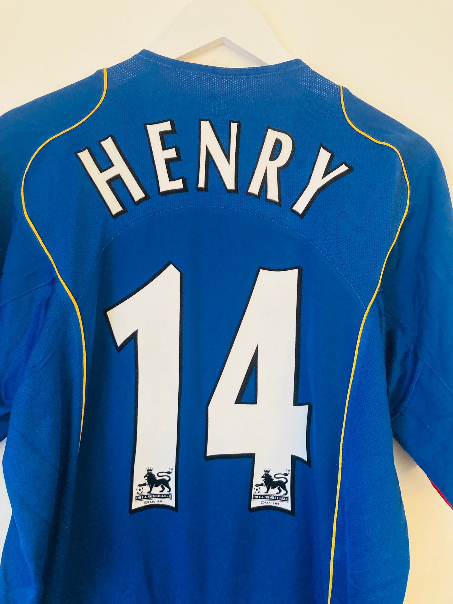 Arsenal away football shirt 2004/05 Henry Large