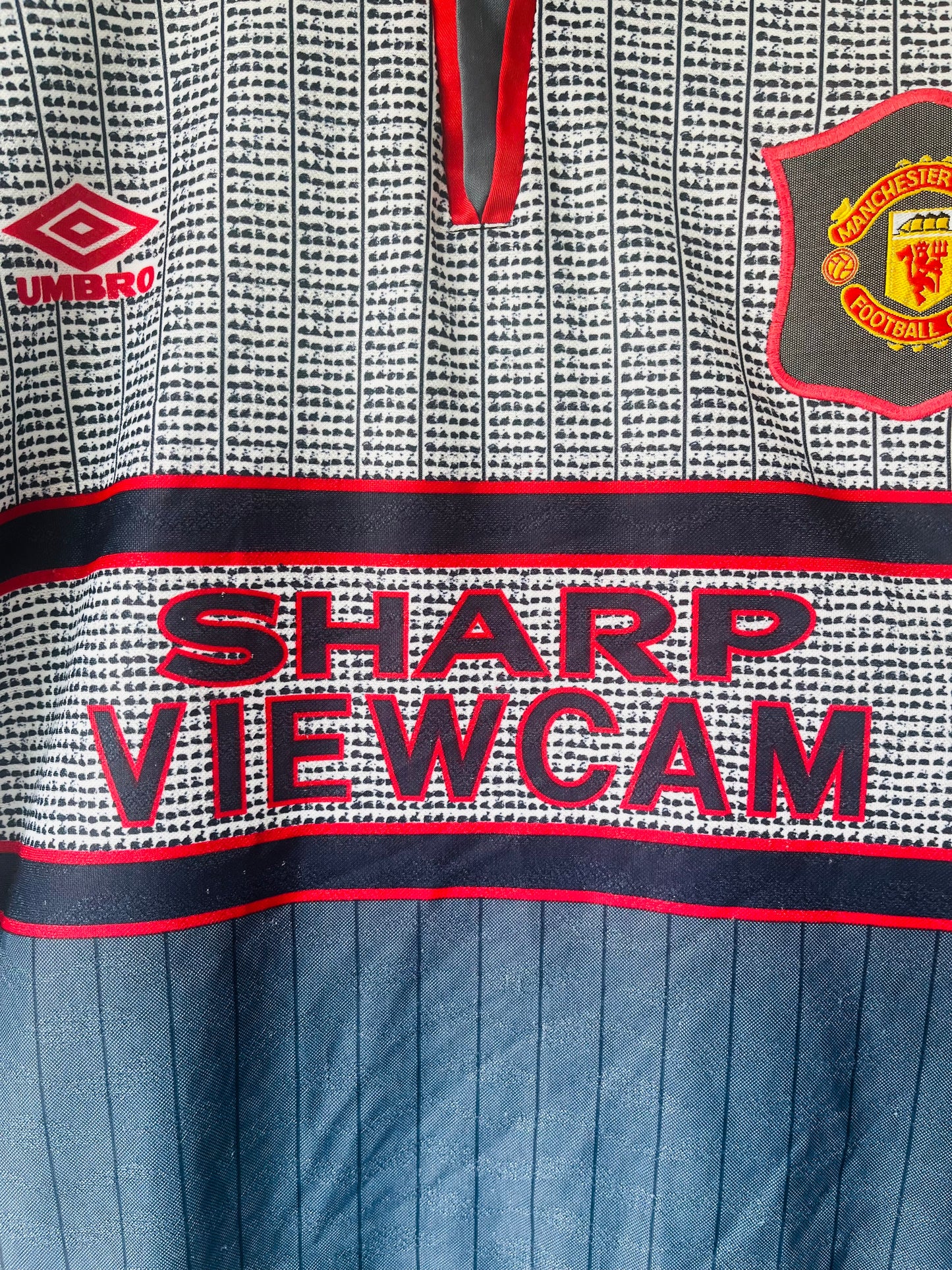 Manchester United away football shirt 1995/96 Beckham Medium