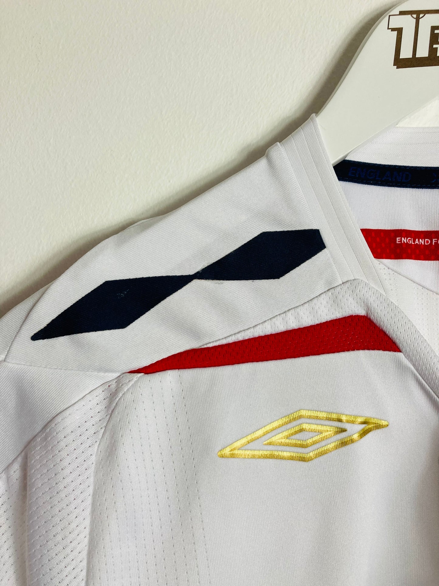 England home football shirt 2007/09 Large