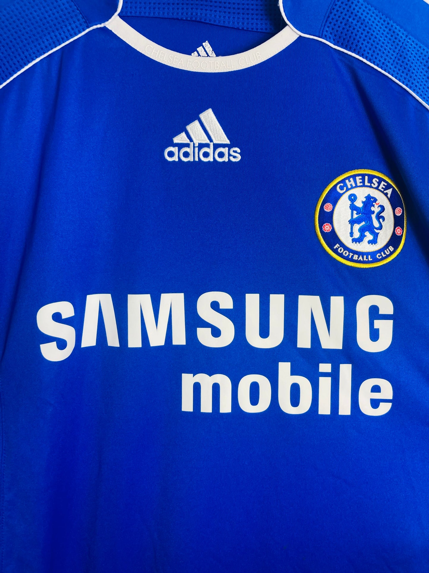 Chelsea home football shirt
2006/08 Makelele Large
