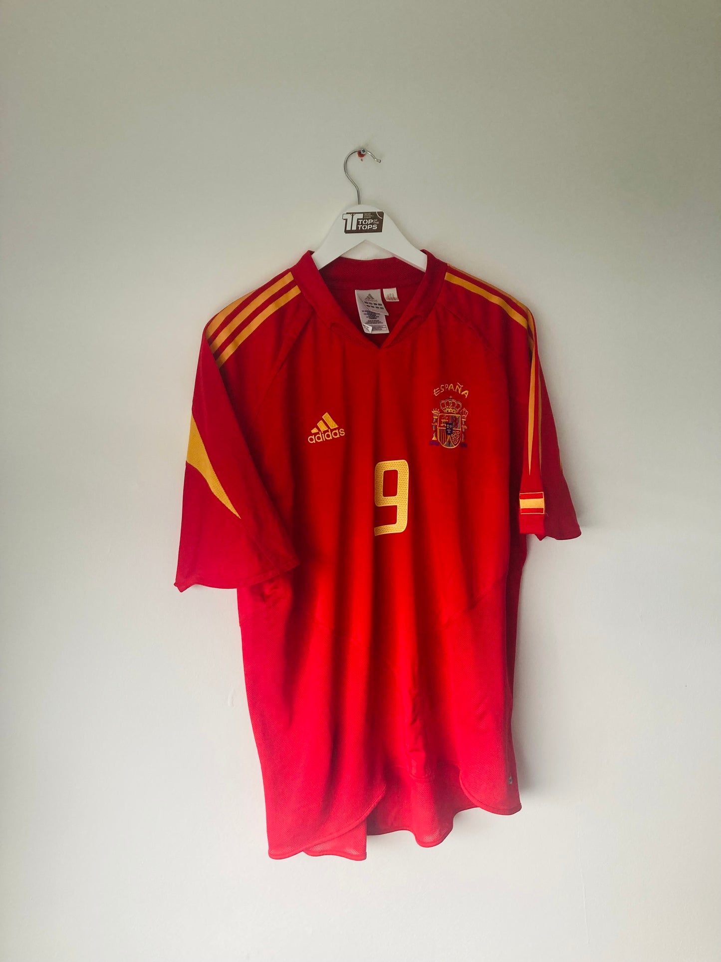 Spain home football shirt
Euro 2004 Torres large