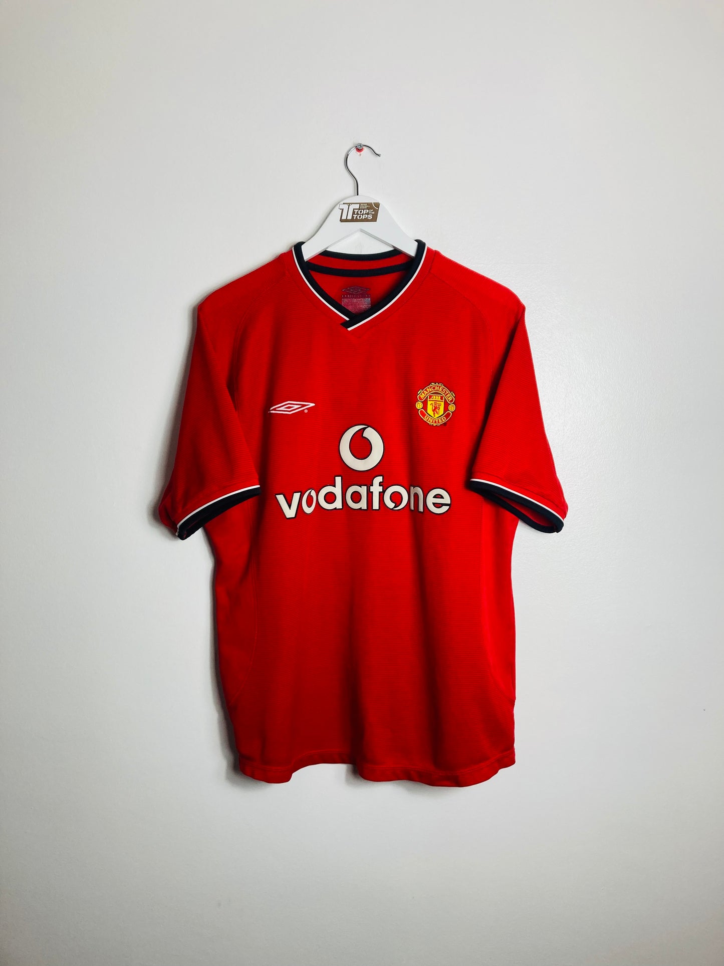 Manchester United home football shirt
2000/02 Johnsen Medium