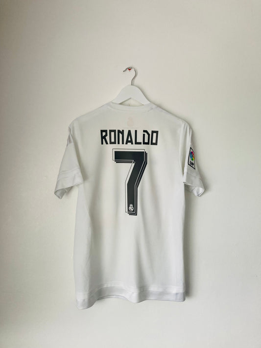 Real Madrid home football shirt
2015/16 CR7 Medium