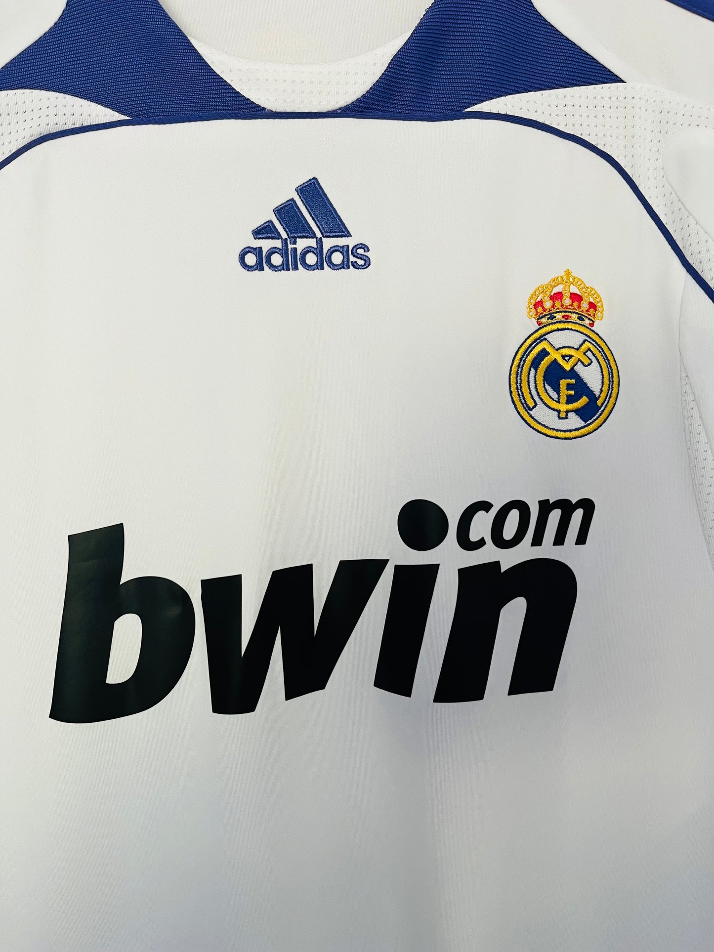 Real Madrid home football shirt 2007/08 Guti Large