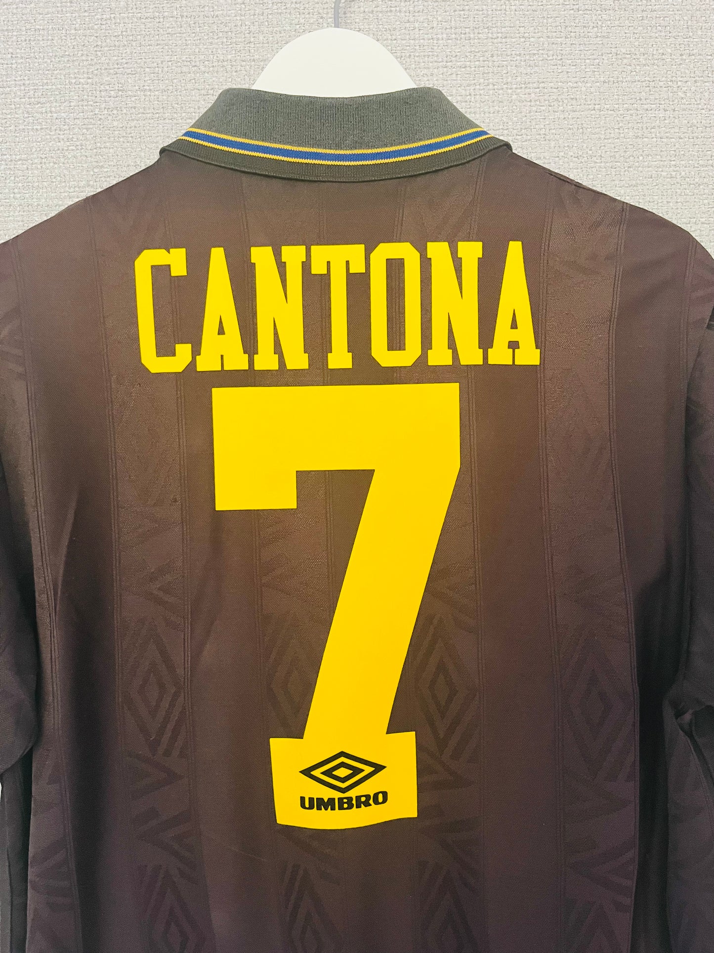Manchester United away football shirt 1994/95 Cantona Medium