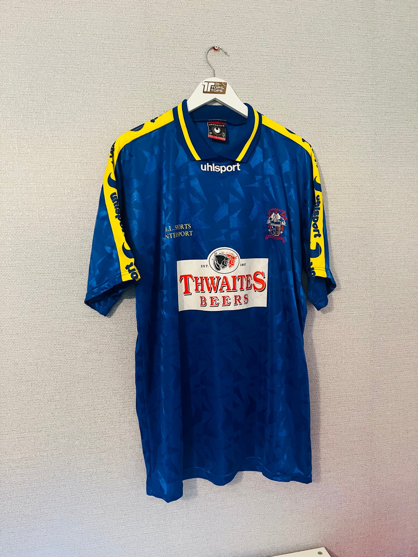 Barrow away football shirt
1998/99 XL