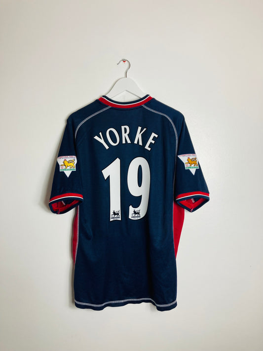 Manchester United away football shirt
2000/01 Yorke XL