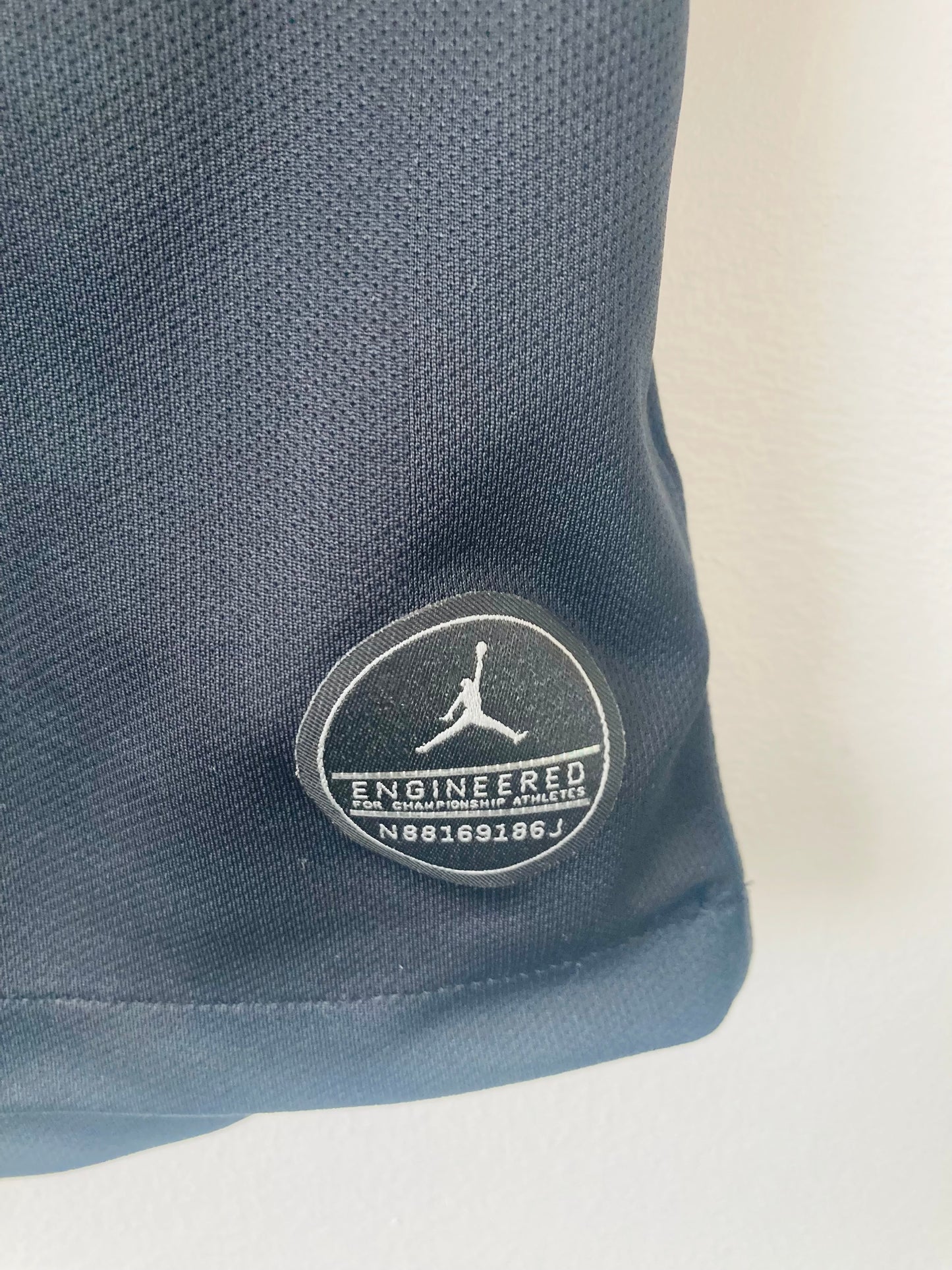 PSG third cup football shirt
2018/19 Neymar Jr medium
