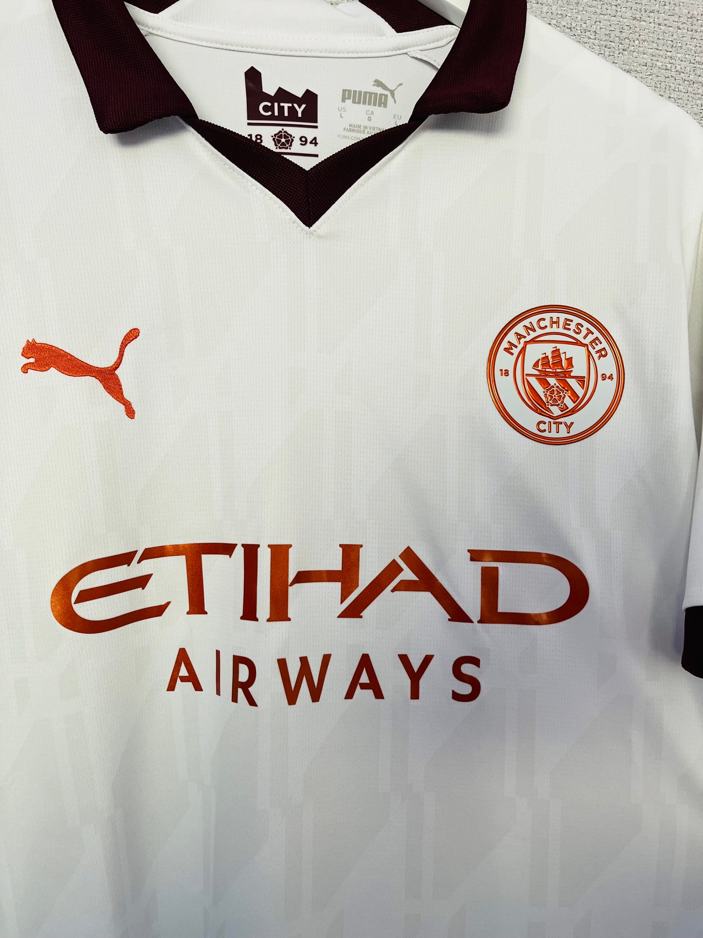 Manchester City away football shirt 2023/24 Haaland Large