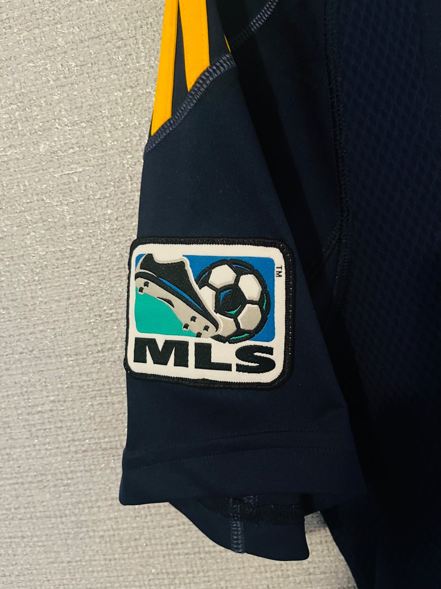LA Galaxy away football shirt
2009/10 Beckham Medium