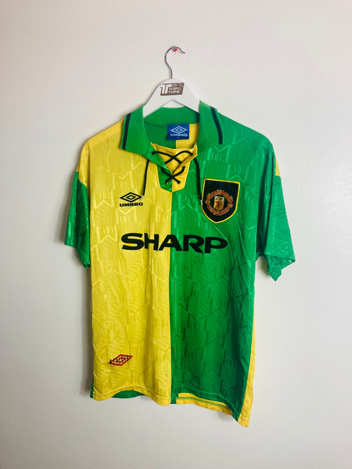 Manchester United third football shirt
1992/94 Kanchelskis Medium