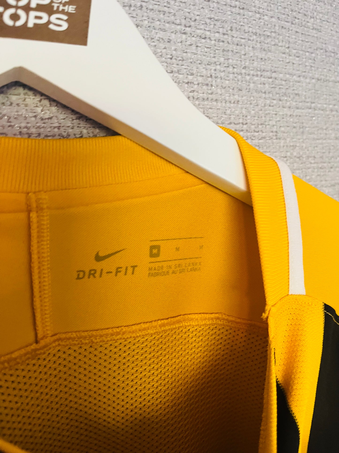 Boston United home football shirt 2018/19 no.18 Medium