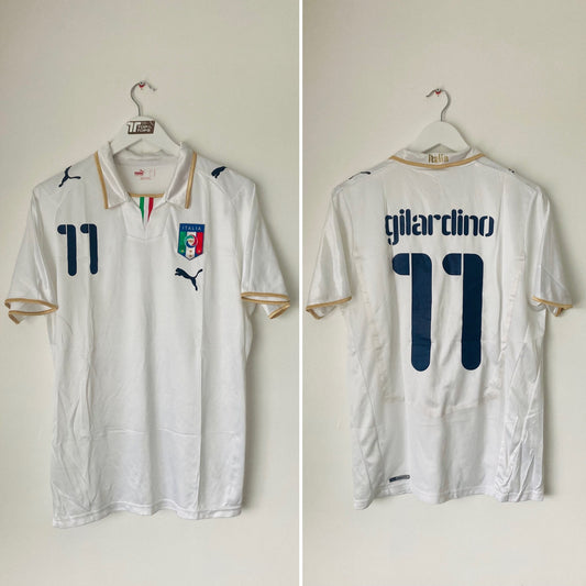 Italy Away football shirt 2007/08 Gilardino Medium