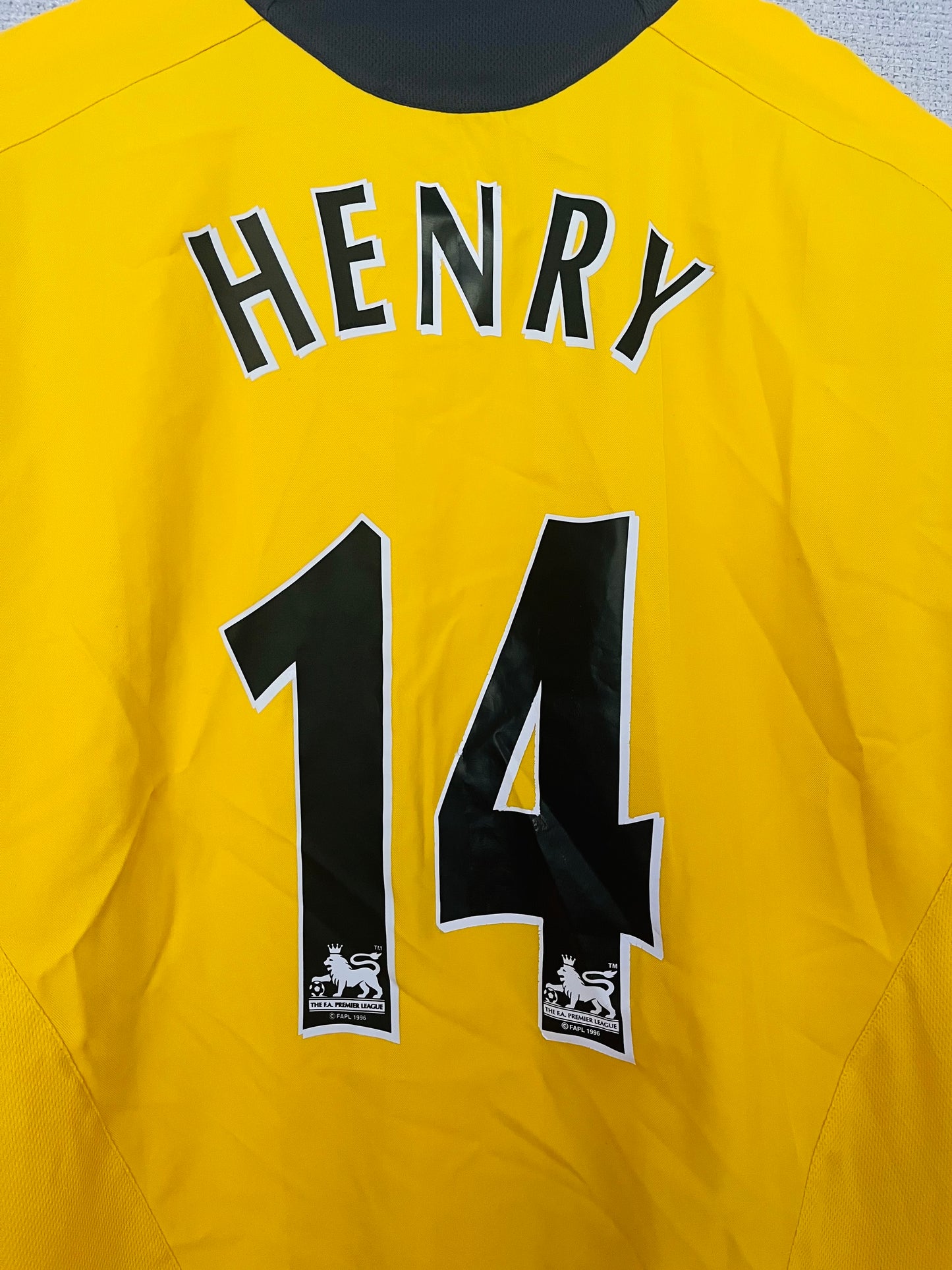 Arsenal away football shirt 2005/06 Henry Large